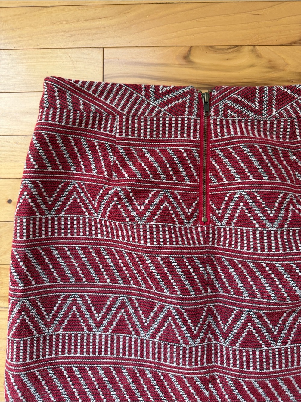 Textile Patterned Mini Skirt - Picture 3 of 4